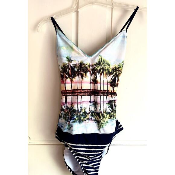 Women’s Sperry Top-Sider One Piece Small Bathing Suit-Tropical - Picture 1 of 9